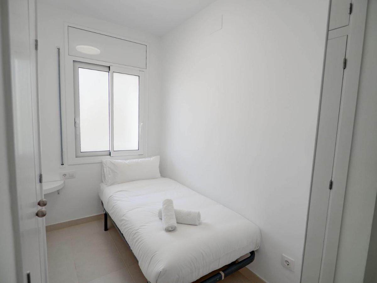 Sitges With Pool Near Beach By Hello Homes סיטגס מראה חיצוני תמונה