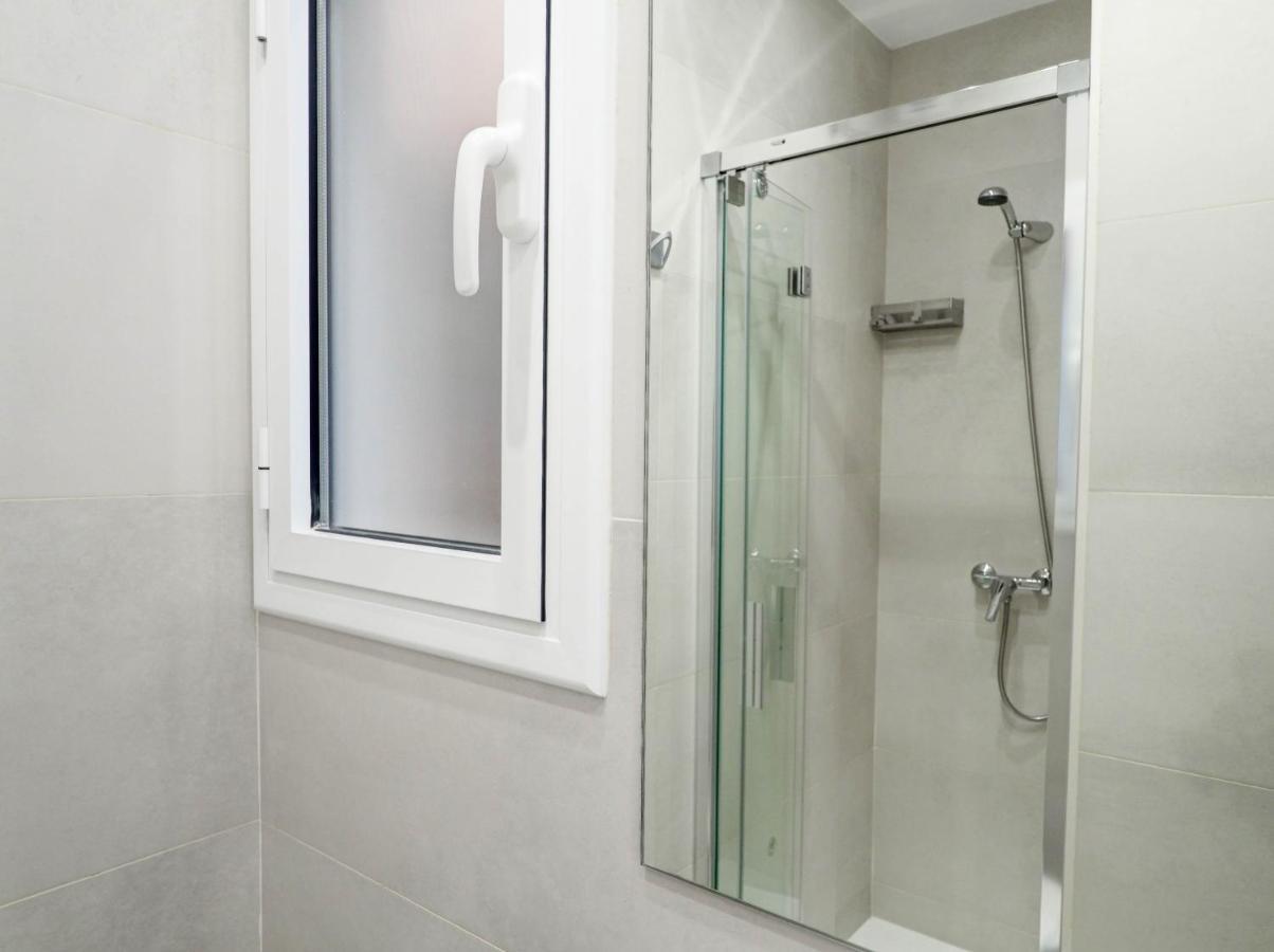 Sitges With Pool Near Beach By Hello Homes סיטגס מראה חיצוני תמונה