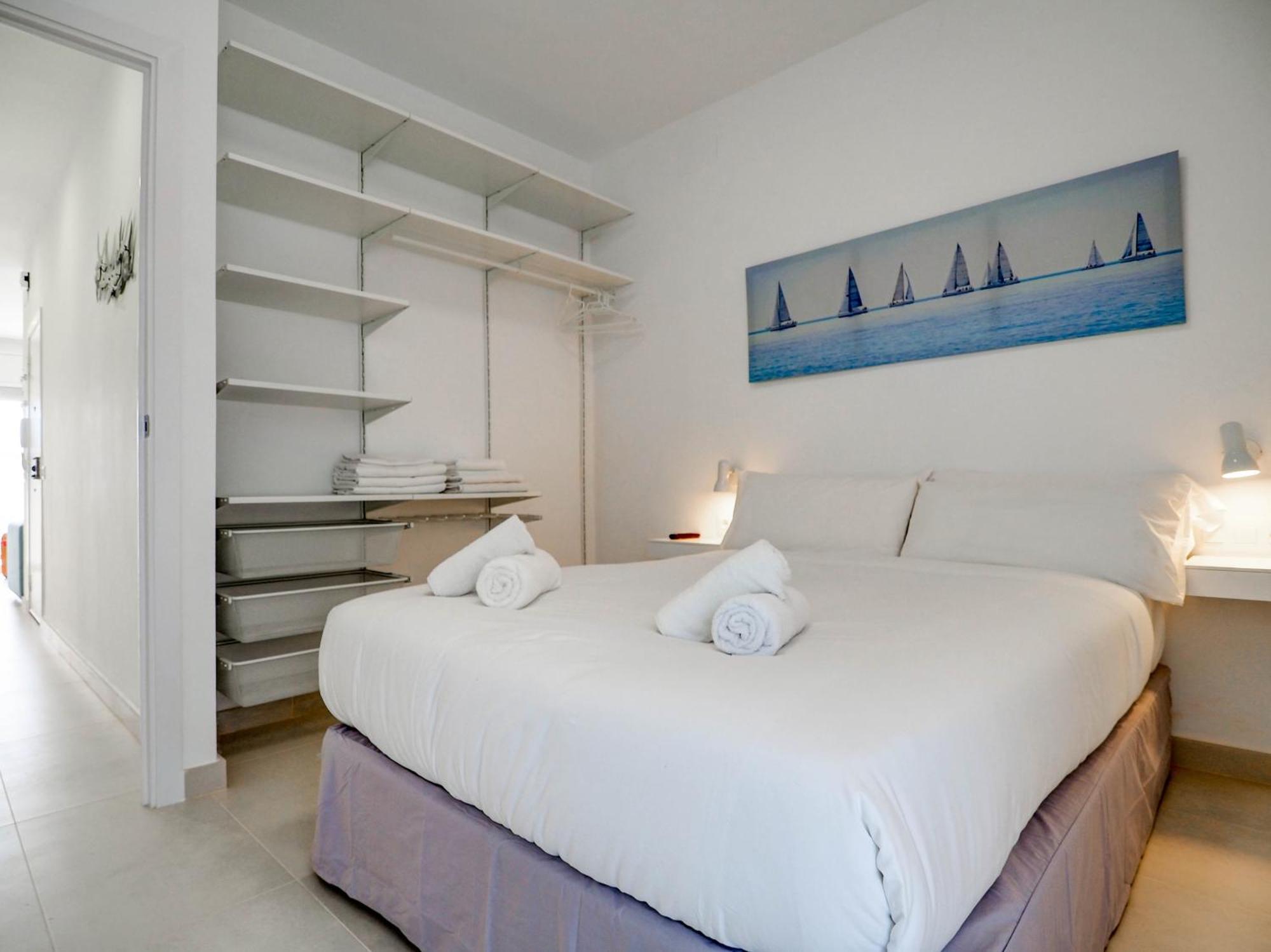 Sitges With Pool Near Beach By Hello Homes סיטגס מראה חיצוני תמונה